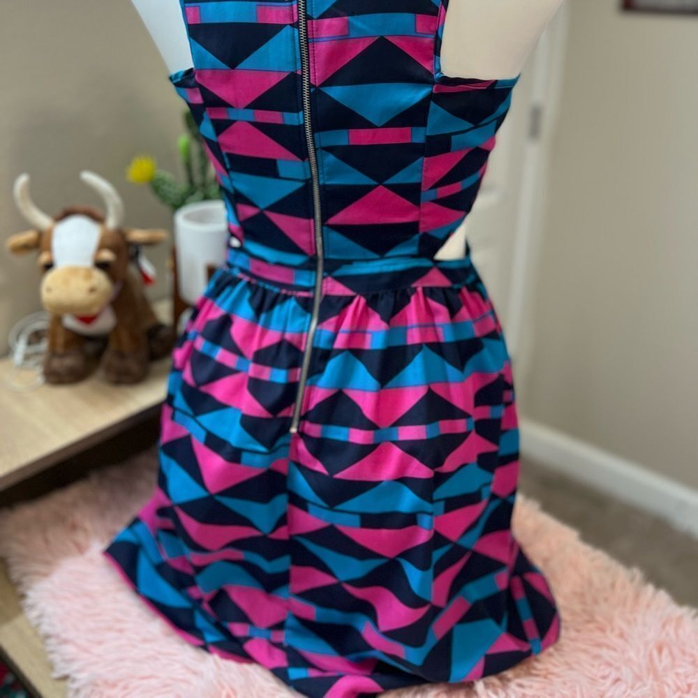 Purple dress - Picture 5 of 6